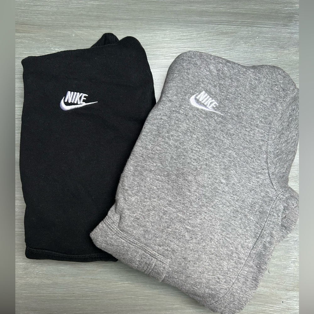 nike sweatshirts BUNDLE
